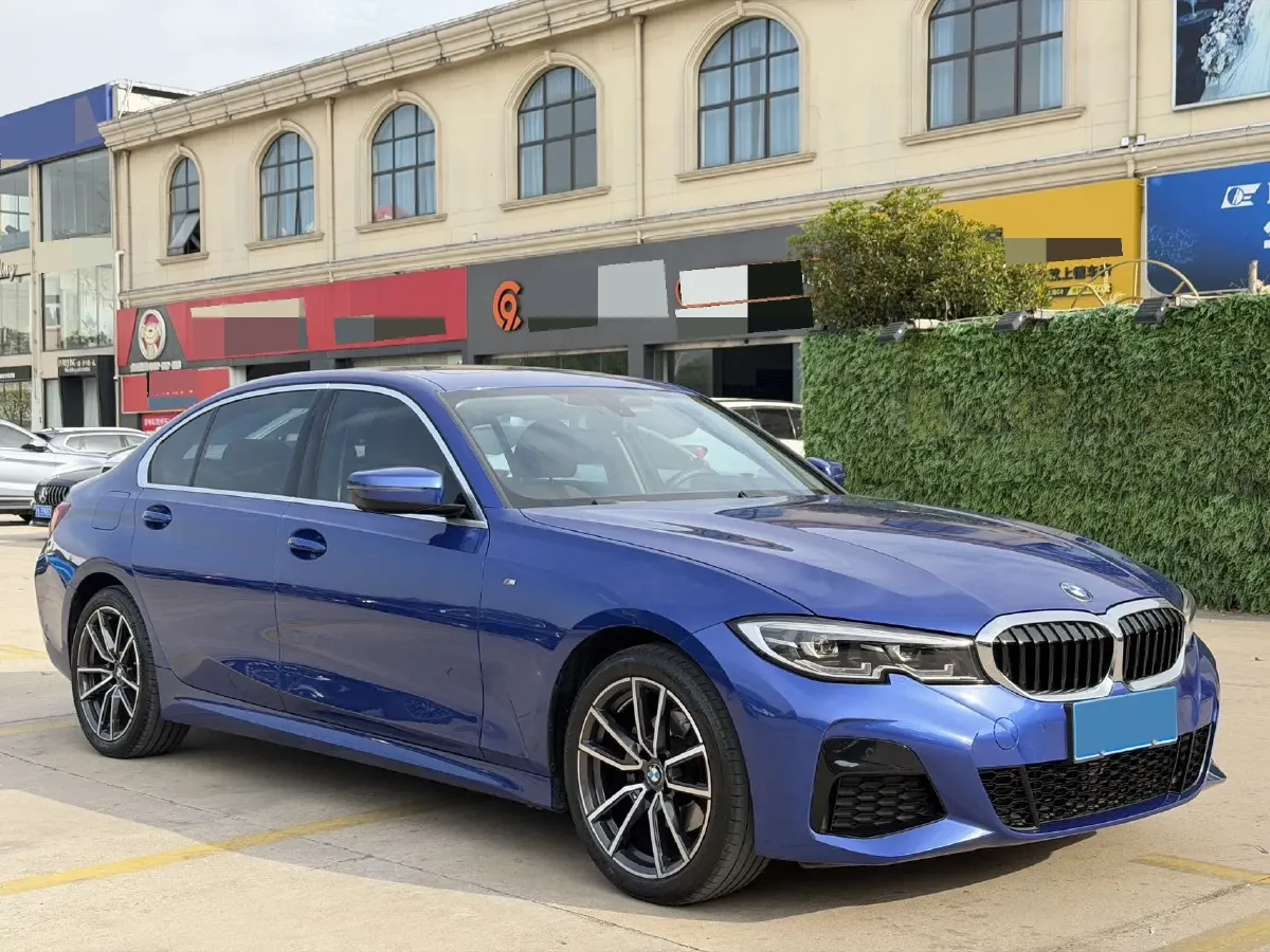 2021 BMW 3 Series 2.0T 156HP L4 8AT,autocango,china used car exporter,china ev exporter,chinese used car exporter,chinese used ev exporter