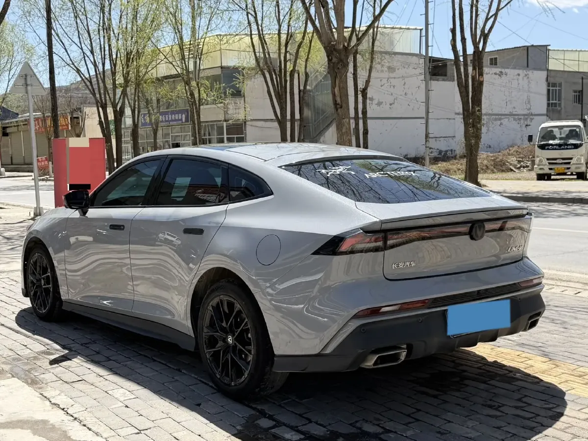 2024 ChangAn UNI-V 1.5T 188HP L4 7DCT,autocango,china used car exporter,china ev exporter,chinese used car exporter,chinese used ev exporter