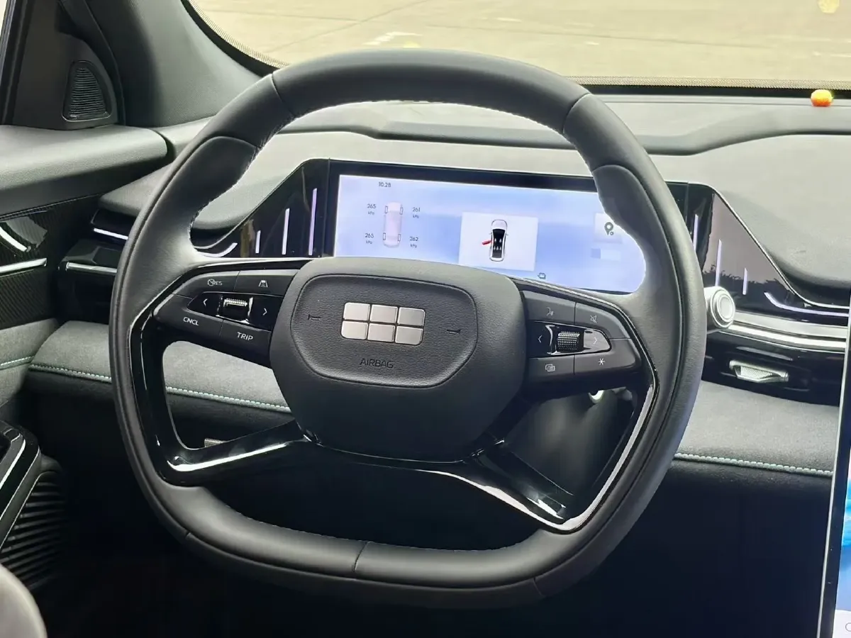 2024 Geely Galaxy L6 1.5T 163HP L4 3DHT PHEV,autocango,china used car exporter,china ev exporter,chinese used car exporter,chinese used ev exporter