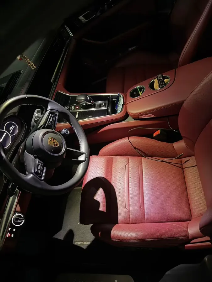 2023 Porsche Panamera 2.9T 330HP V6 8DCT,autocango,china used car exporter,china ev exporter,chinese used car exporter,chinese used ev exporter