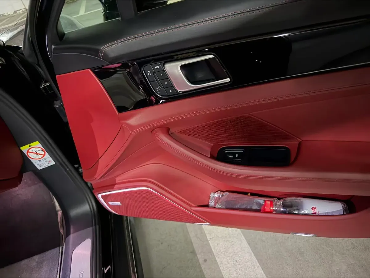 2023 Porsche Panamera 2.9T 330HP V6 8DCT,autocango,china used car exporter,china ev exporter,chinese used car exporter,chinese used ev exporter