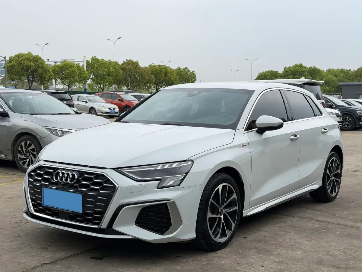 2022 Audi A3 1.4T 150HP L4 7DCT,autocango,china used car exporter,china ev exporter,chinese used car exporter,chinese used ev exporter