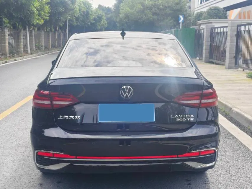 2023 Volkswagen Lavida 1.5T 160HP L4 7DCT,autocango,china used car exporter,china ev exporter,chinese used car exporter,chinese used ev exporter