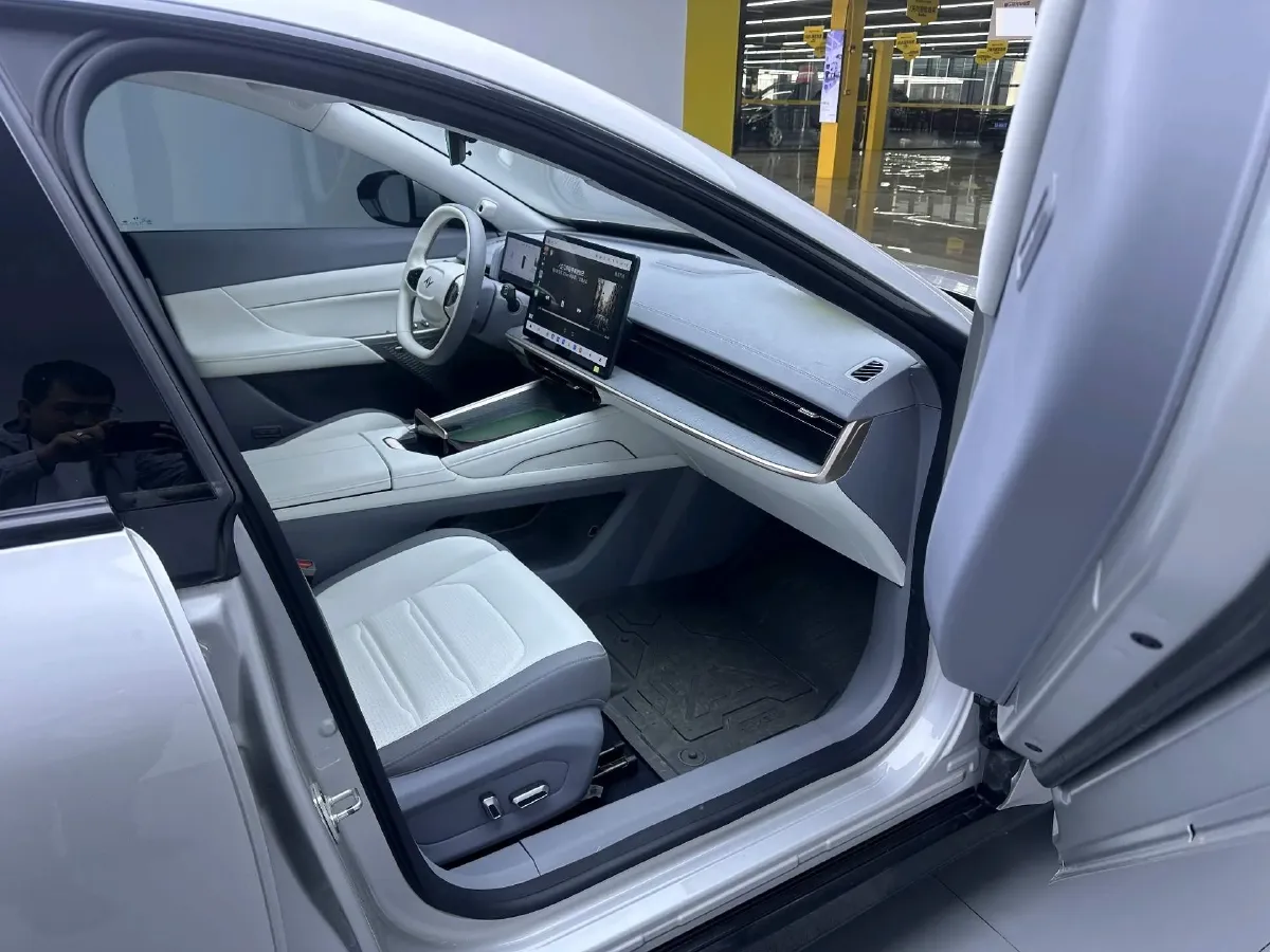 2024 DongFeng eπ eπ007 BEV 70.26KWH,autocango,china used car exporter,china ev exporter,chinese used car exporter,chinese used ev exporter