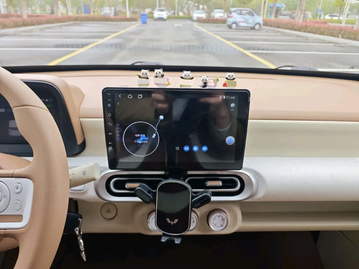 2024 WuLing HongGuang MINI EV BEV 17.3KWH,autocango,china used car exporter,china ev exporter,chinese used car exporter,chinese used ev exporter