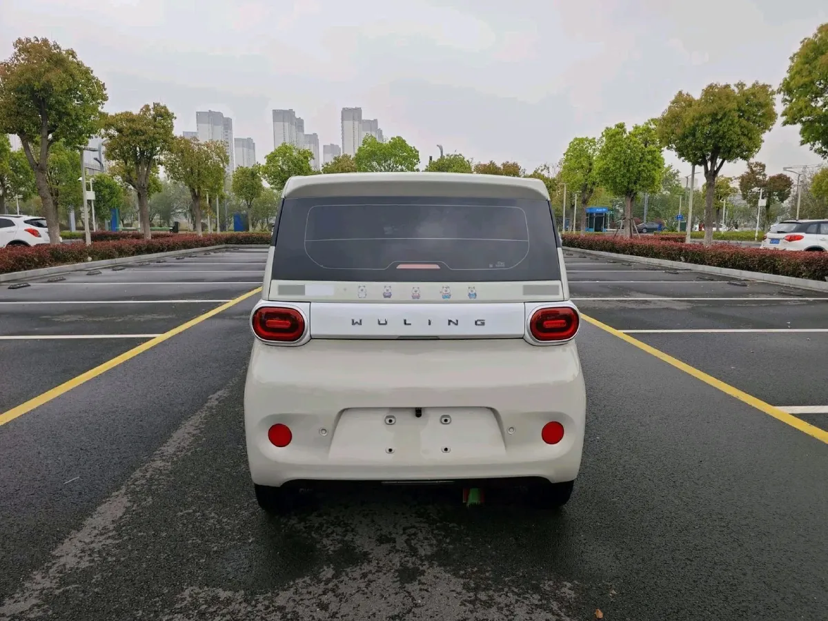 2024 WuLing HongGuang MINI EV BEV 17.3KWH,autocango,china used car exporter,china ev exporter,chinese used car exporter,chinese used ev exporter