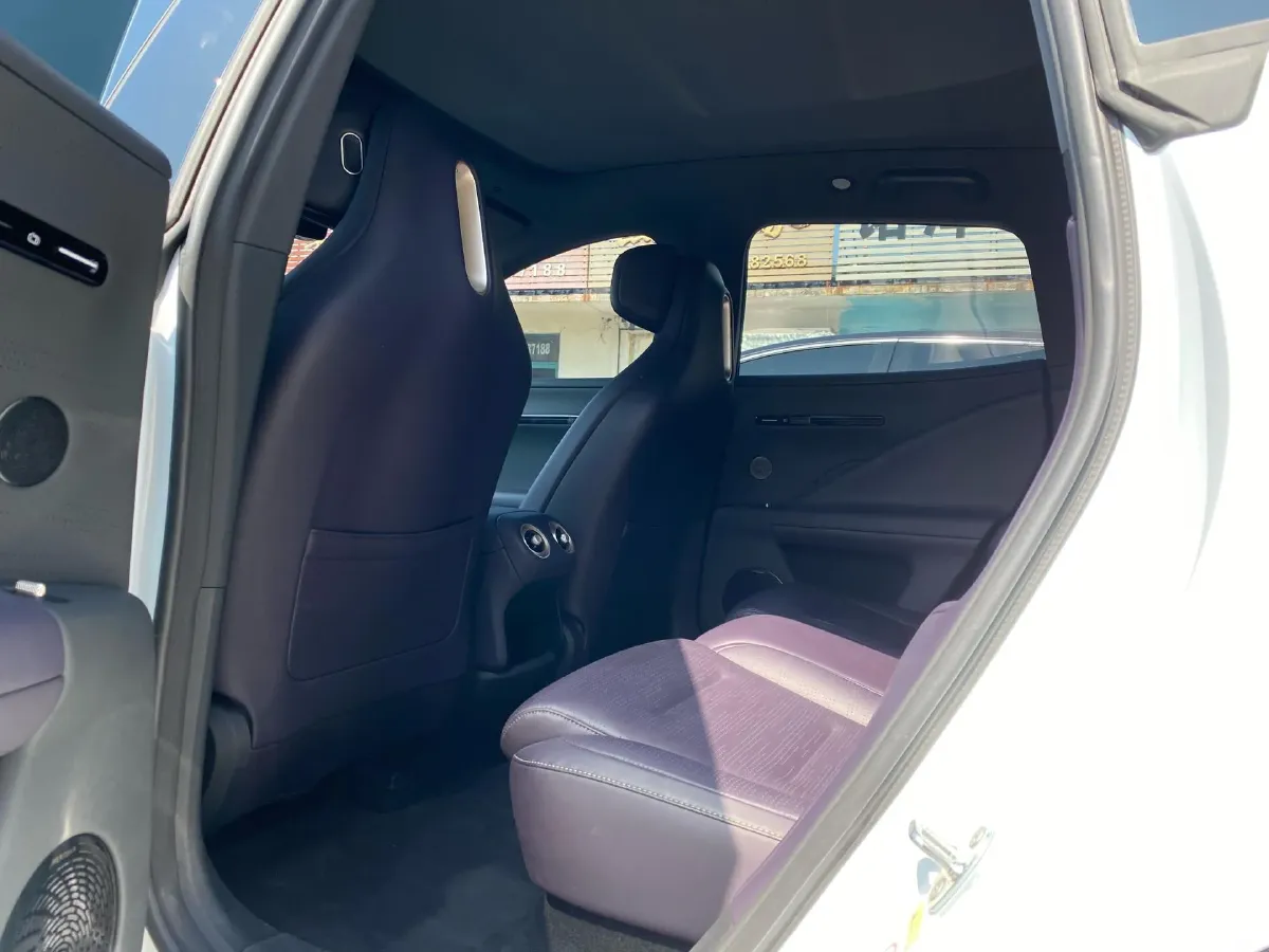 2024 Avatr 07 BEV 82.16KWH,autocango,china used car exporter,china ev exporter,chinese used car exporter,chinese used ev exporter