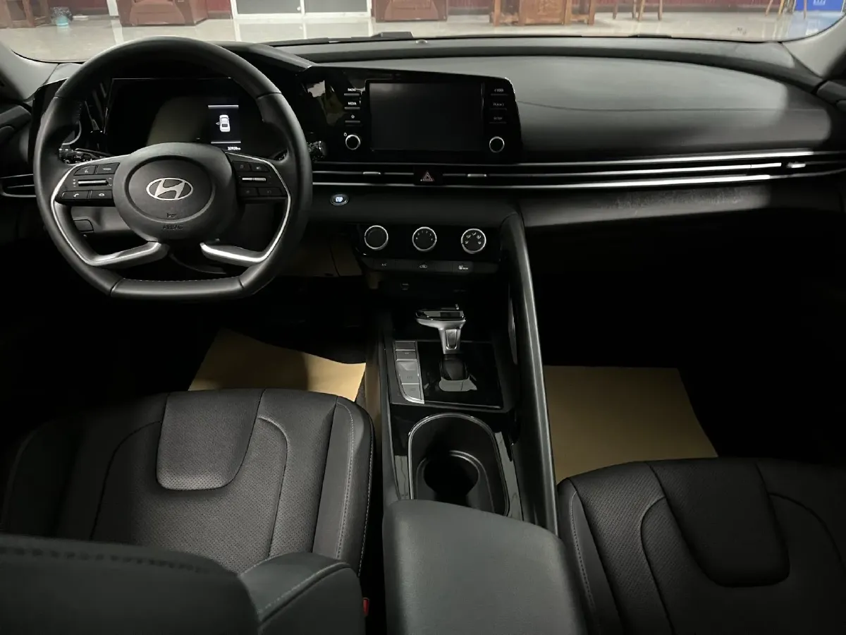 2023 Hyundai Elantra 1.5L 115HP L4 CVT,autocango,china used car exporter,china ev exporter,chinese used car exporter,chinese used ev exporter