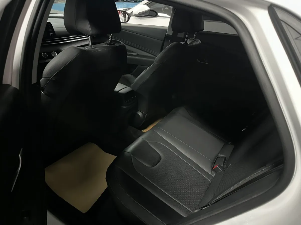 2023 Hyundai Elantra 1.5L 115HP L4 CVT,autocango,china used car exporter,china ev exporter,chinese used car exporter,chinese used ev exporter