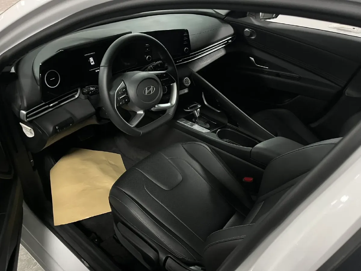 2023 Hyundai Elantra 1.5L 115HP L4 CVT,autocango,china used car exporter,china ev exporter,chinese used car exporter,chinese used ev exporter