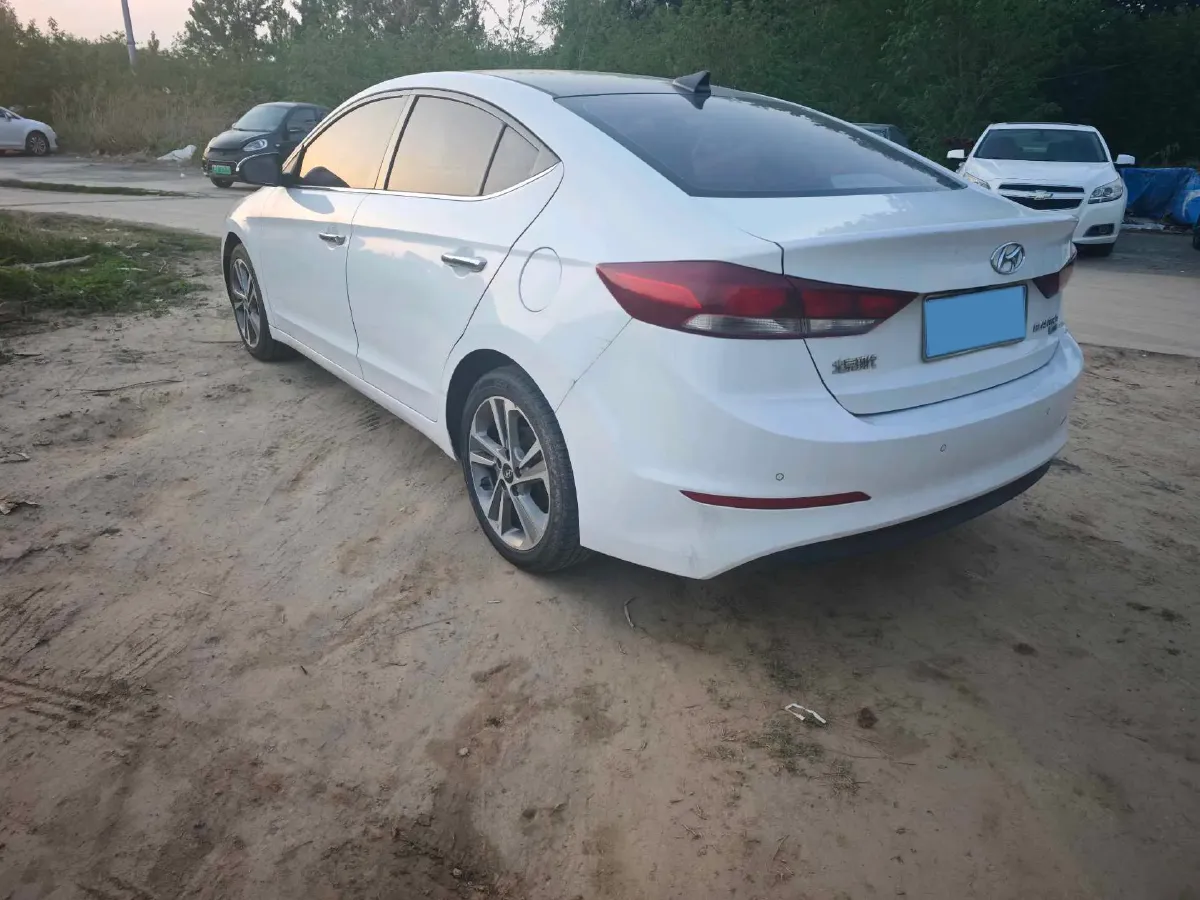 2016 Hyundai Elantra 1.6L 130HP L4 6AT,autocango,china used car exporter,china ev exporter,chinese used car exporter,chinese used ev exporter
