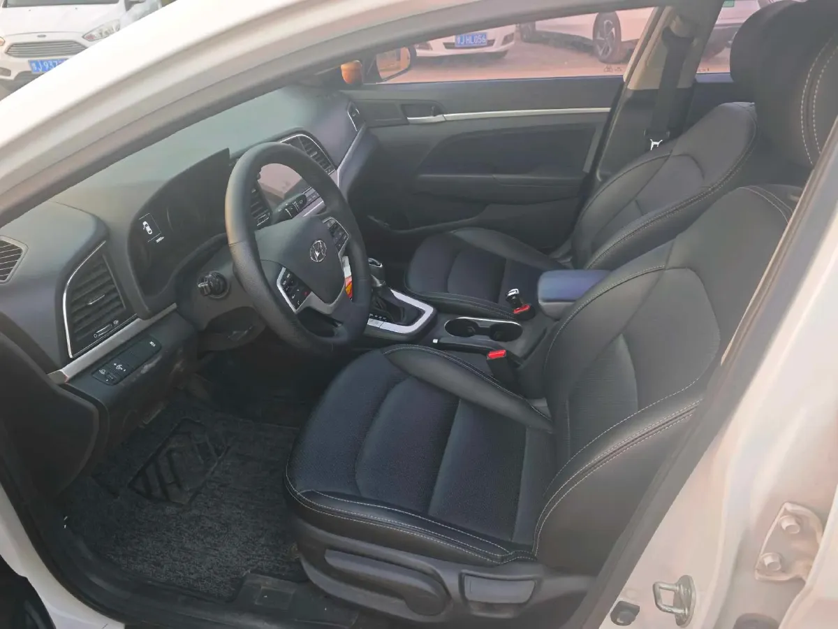 2016 Hyundai Elantra 1.6L 130HP L4 6AT,autocango,china used car exporter,china ev exporter,chinese used car exporter,chinese used ev exporter
