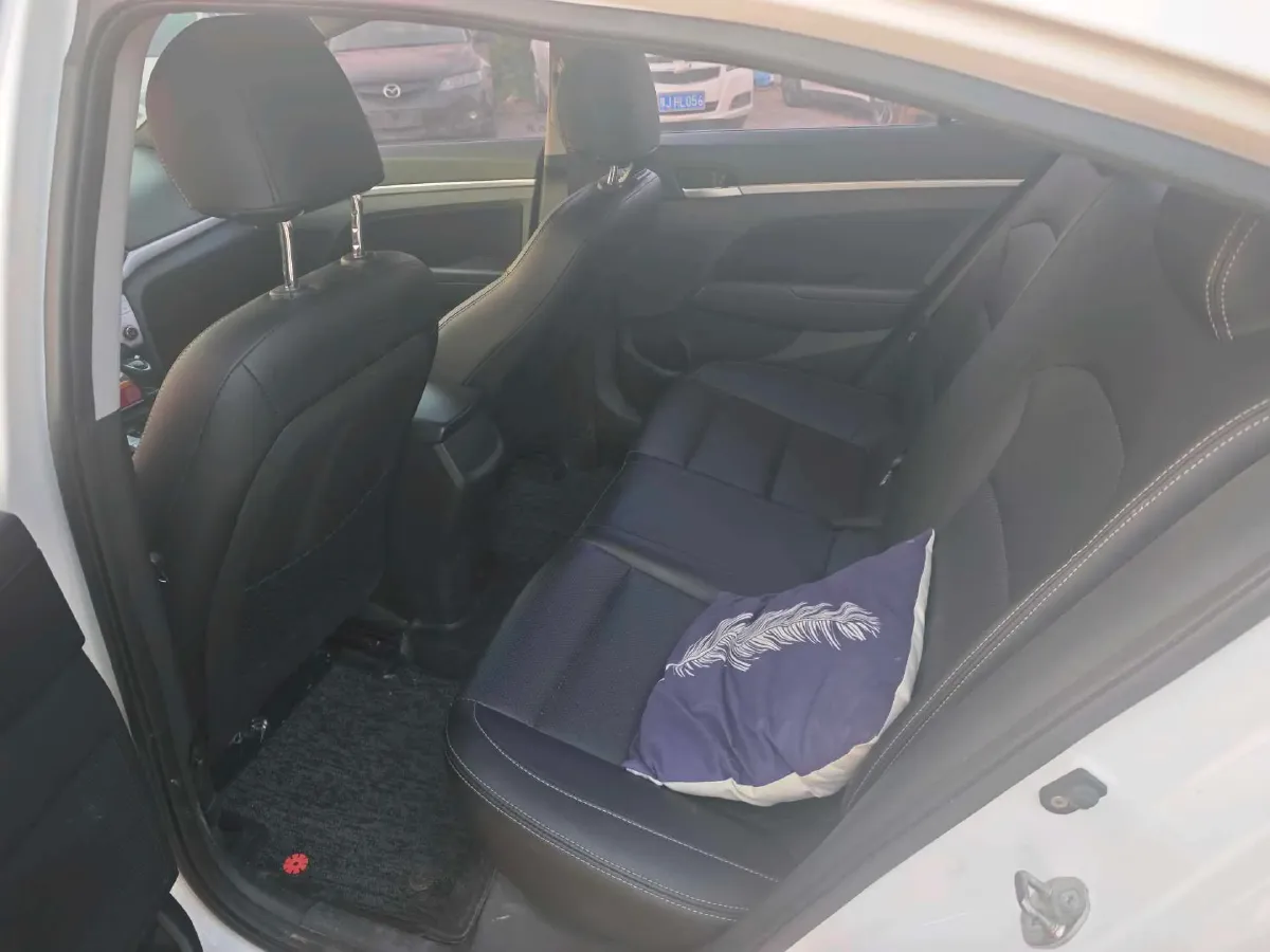 2016 Hyundai Elantra 1.6L 130HP L4 6AT,autocango,china used car exporter,china ev exporter,chinese used car exporter,chinese used ev exporter