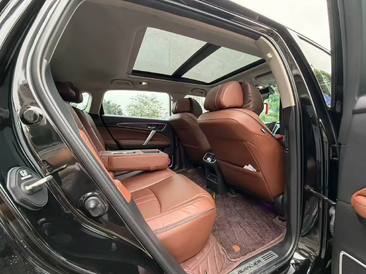 2020 Honda Avancier 2.0T 272HP L4 9AT,autocango,china used car exporter,china ev exporter,chinese used car exporter,chinese used ev exporter