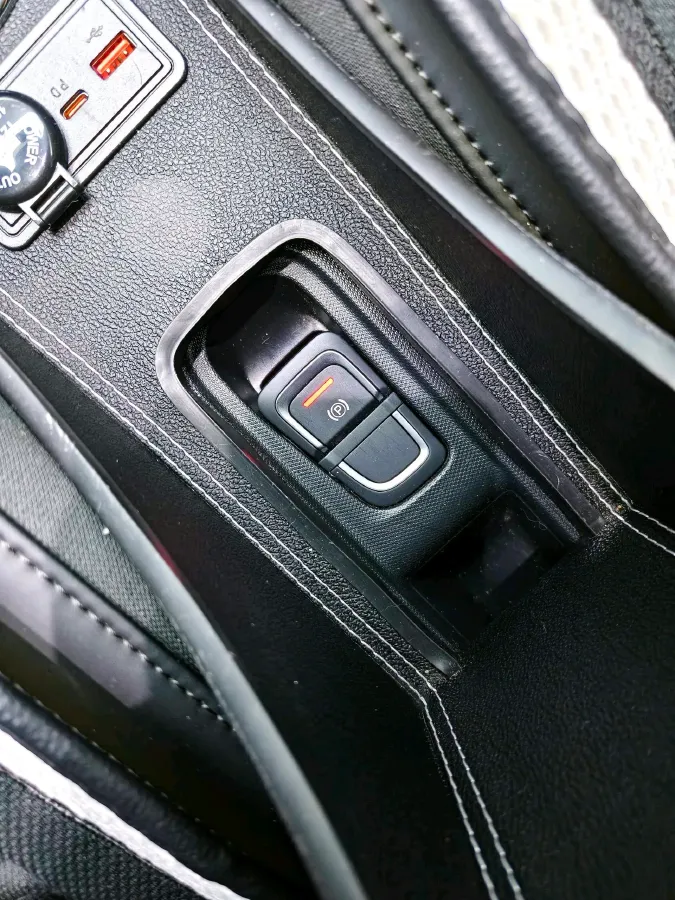 2025 Leapmotor T03 BEV 31.9KWH,autocango,china used car exporter,china ev exporter,chinese used car exporter,chinese used ev exporter