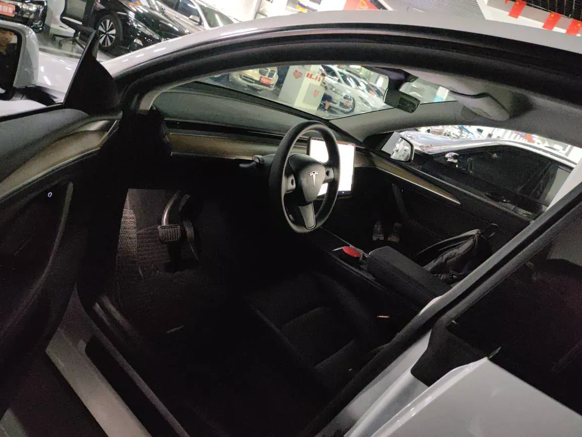 2022 Tesla Model Y BEV 60KWH,autocango,china used car exporter,china ev exporter,chinese used car exporter,chinese used ev exporter