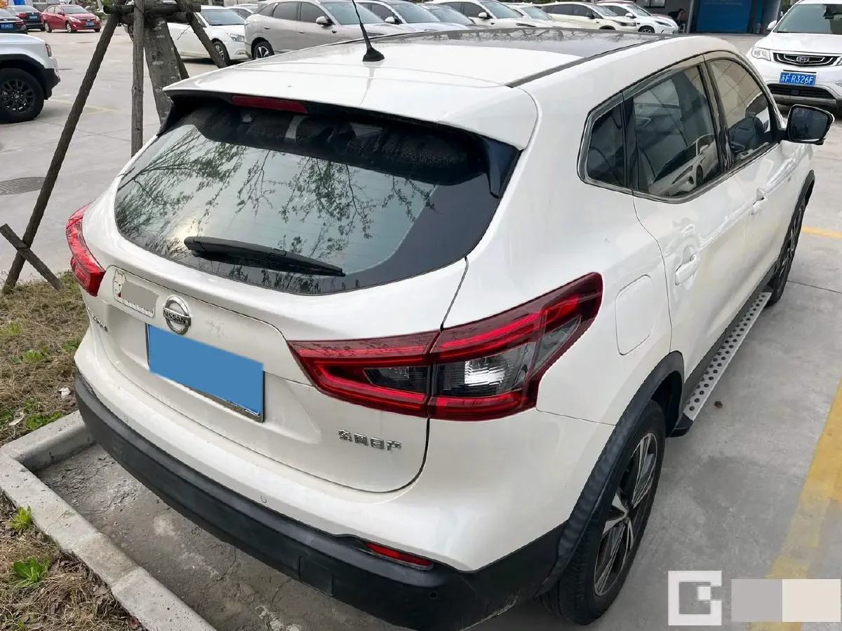 2021 Nissan Qashqai 2.0L 151HP L4 CVT,autocango,china used car exporter,china ev exporter,chinese used car exporter,chinese used ev exporter
