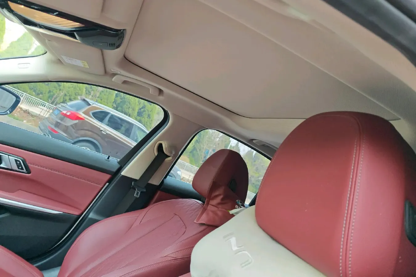 2023 BMW 3 Series 2.0T 156HP L4 8AT,autocango,china used car exporter,china ev exporter,chinese used car exporter,chinese used ev exporter