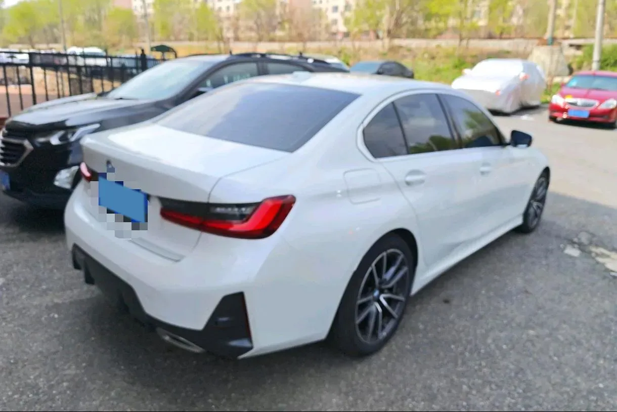 2023 BMW 3 Series 2.0T 156HP L4 8AT,autocango,china used car exporter,china ev exporter,chinese used car exporter,chinese used ev exporter
