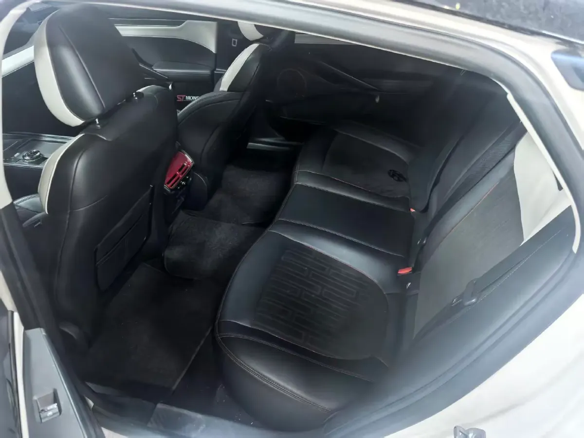 2022 Ford Mondeo 2.0T 238HP L4 8AT,autocango,china used car exporter,china ev exporter,chinese used car exporter,chinese used ev exporter