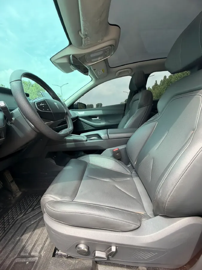 2022 DongFeng Forthing LingZhi EV BEV 68.4KWH,autocango,china used car exporter,china ev exporter,chinese used car exporter,chinese used ev exporter