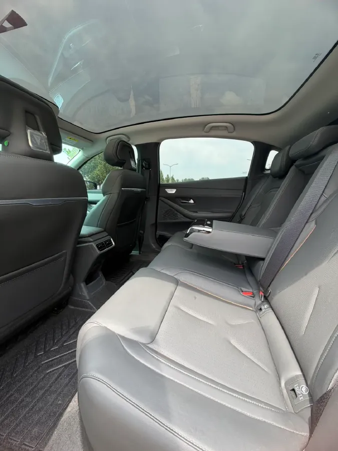 2022 DongFeng Forthing LingZhi EV BEV 68.4KWH,autocango,china used car exporter,china ev exporter,chinese used car exporter,chinese used ev exporter