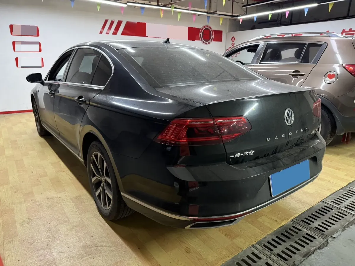 2020 Volkswagen Magotan 2.0T 186HP L4 7DCT,autocango,china used car exporter,china ev exporter,chinese used car exporter,chinese used ev exporter