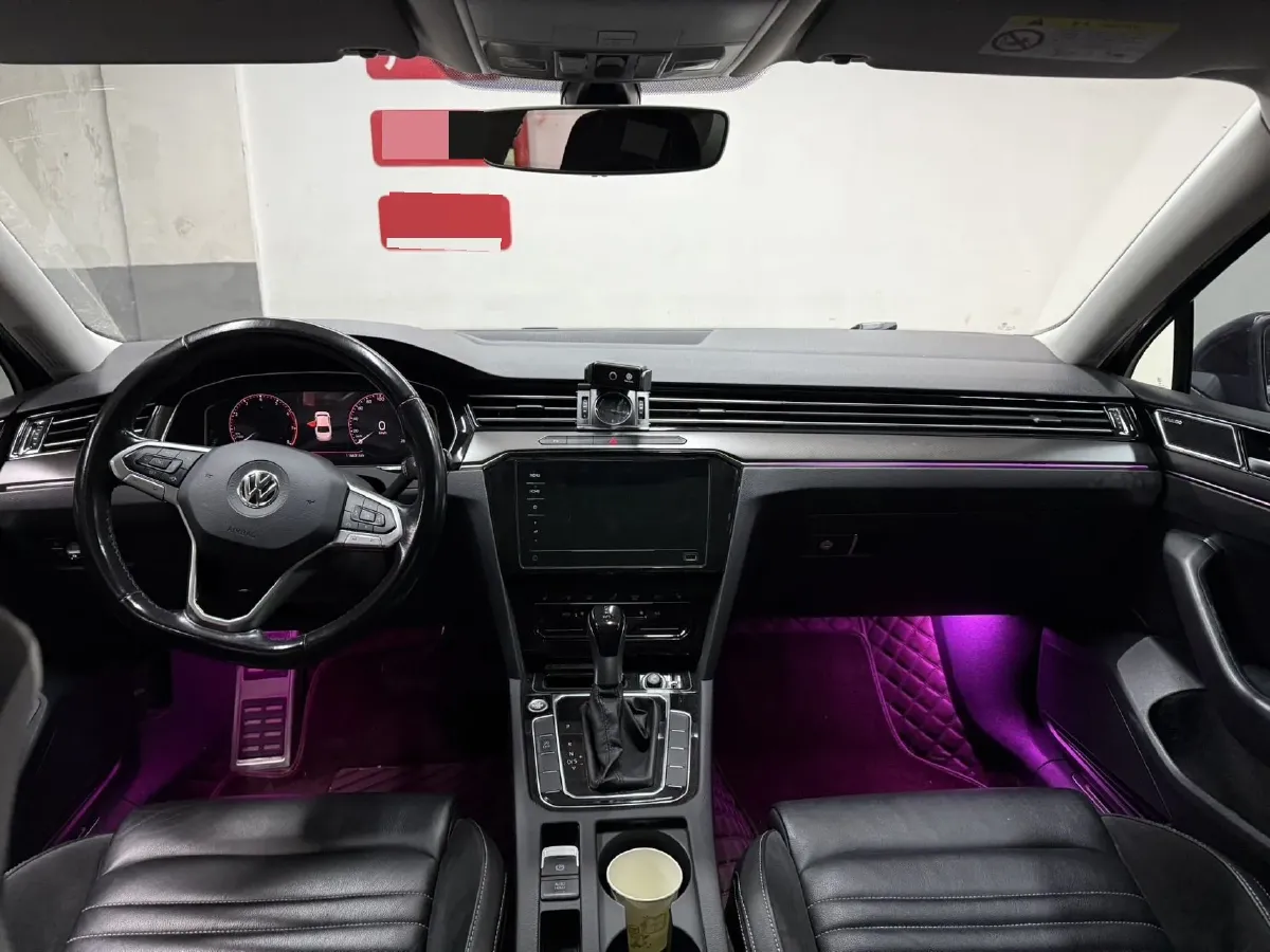 2020 Volkswagen Magotan 2.0T 186HP L4 7DCT,autocango,china used car exporter,china ev exporter,chinese used car exporter,chinese used ev exporter