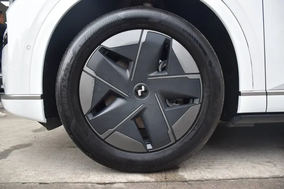 2025 ONVO L90 BEV,autocango,china used car exporter,china ev exporter,chinese used car exporter,chinese used ev exporter