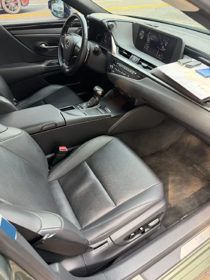 2018 Lexus ES 2.5L 178HP L4 E-CVT Hybrid,autocango,china used car exporter,china ev exporter,chinese used car exporter,chinese used ev exporter