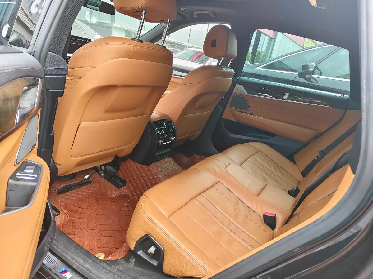 2019 BMW 6 Series GT 2.0T 258HP L4 8AT,autocango,china used car exporter,china ev exporter,chinese used car exporter,chinese used ev exporter