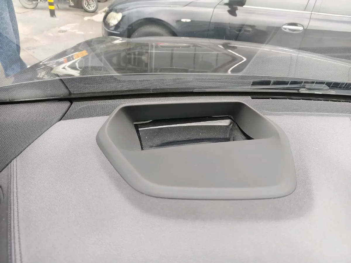 2019 BMW 6 Series GT 2.0T 258HP L4 8AT,autocango,china used car exporter,china ev exporter,chinese used car exporter,chinese used ev exporter