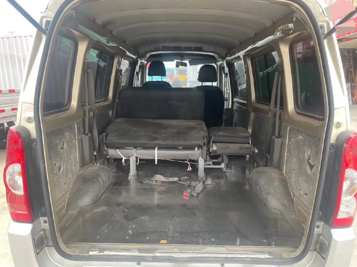 2019 WuLing HongGuang V 1.5L 99HP L4 6MT,autocango,china used car exporter,china ev exporter,chinese used car exporter,chinese used ev exporter