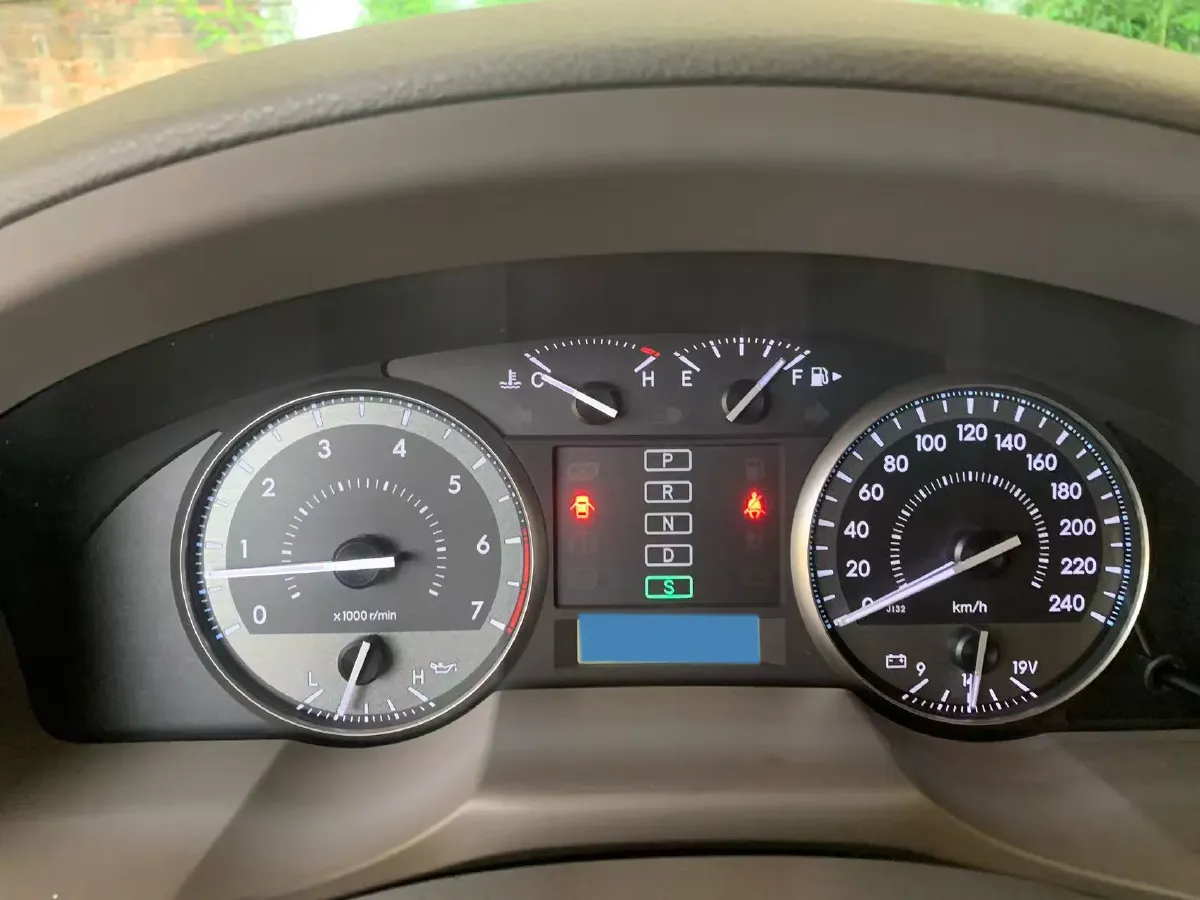 2019 Chevrolet Trax 1.0T 125HP L3 6AT,autocango,china used car exporter,china ev exporter,chinese used car exporter,chinese used ev exporter