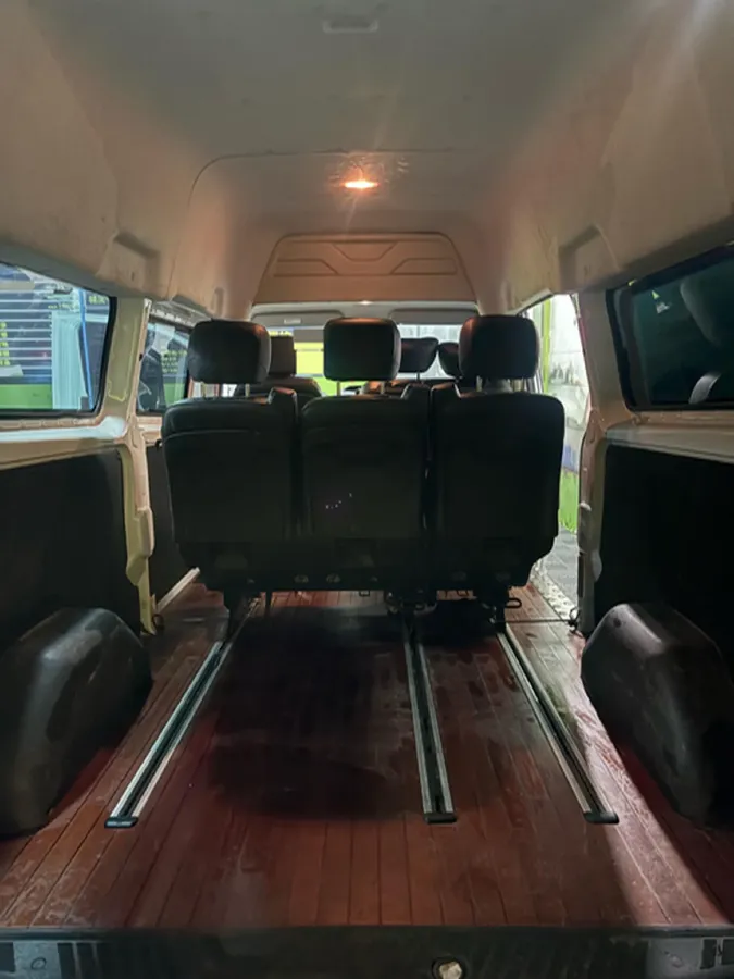 2019 Ford Transit 2.0T 121HP L4 5MT,autocango,china used car exporter,china ev exporter,chinese used car exporter,chinese used ev exporter