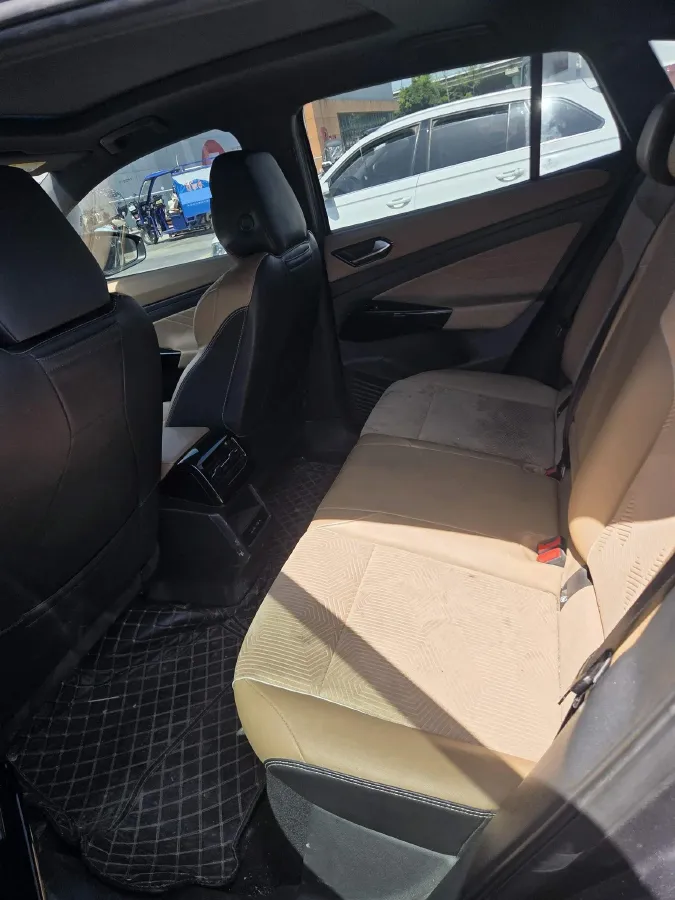 2022 Ford New Era Transit 2.2T 140HP L4 6AMT,autocango,china used car exporter,china ev exporter,chinese used car exporter,chinese used ev exporter