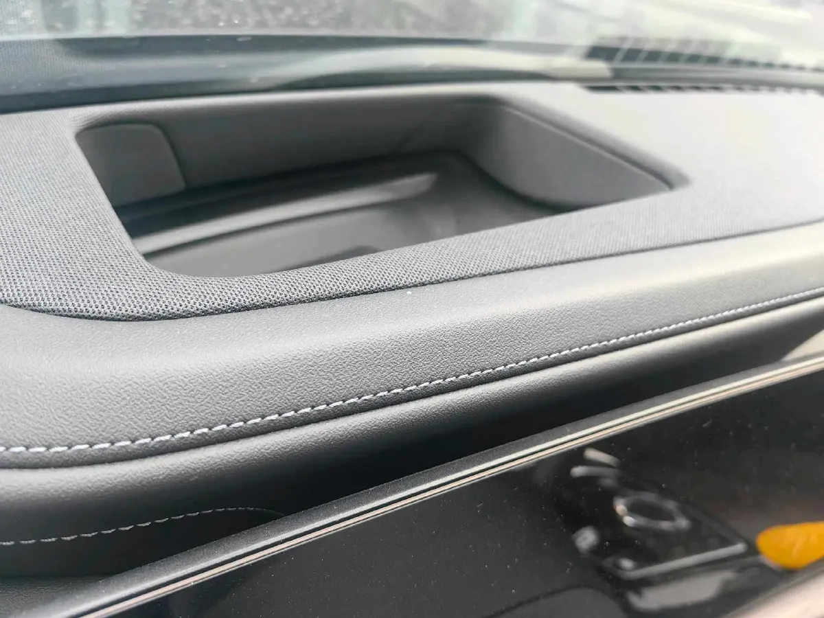 2023 BMW 7 Series 3.0T 381HP L6 8AT,autocango,china used car exporter,china ev exporter,chinese used car exporter,chinese used ev exporter