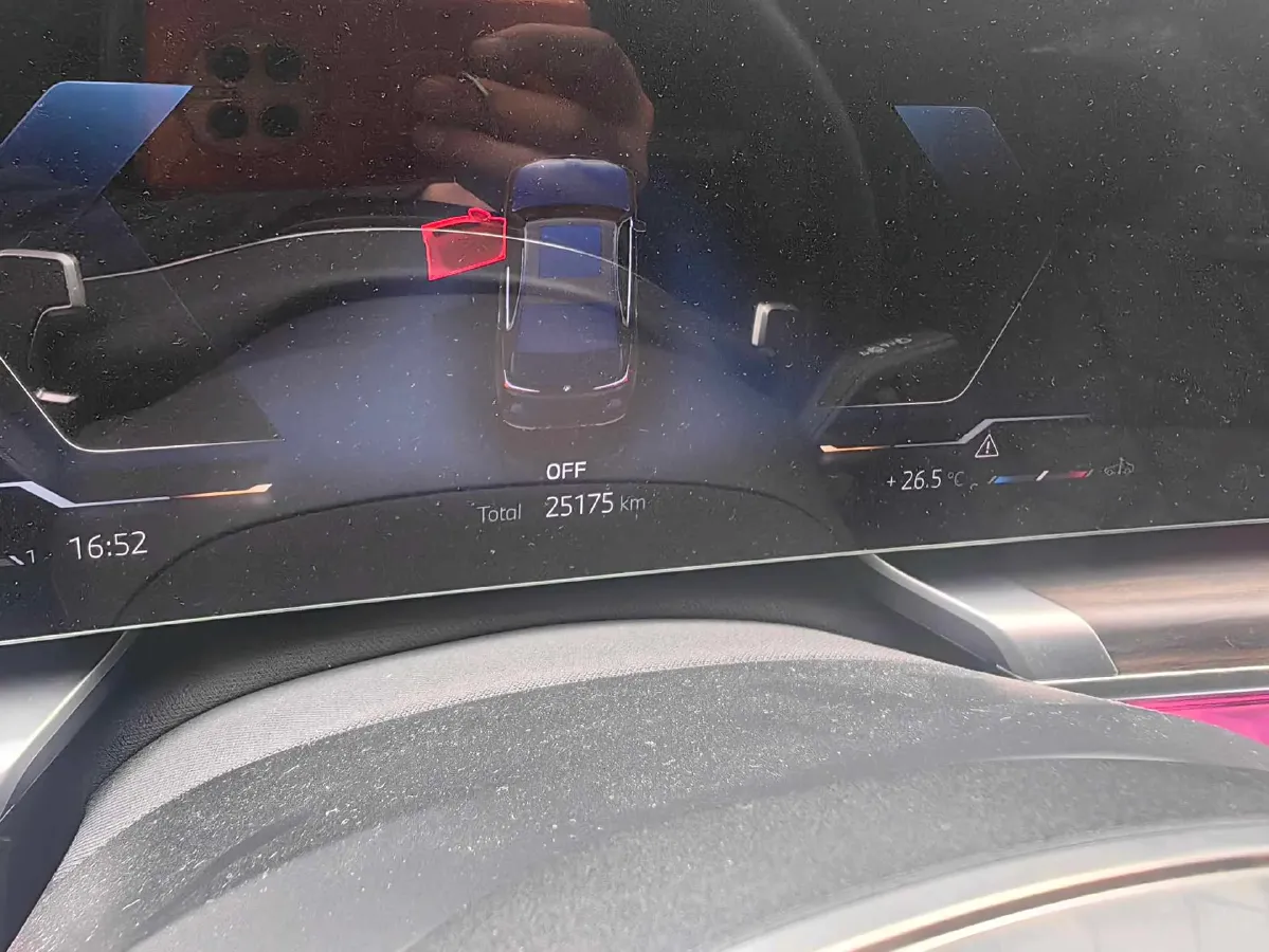 2023 BMW 7 Series 3.0T 381HP L6 8AT,autocango,china used car exporter,china ev exporter,chinese used car exporter,chinese used ev exporter