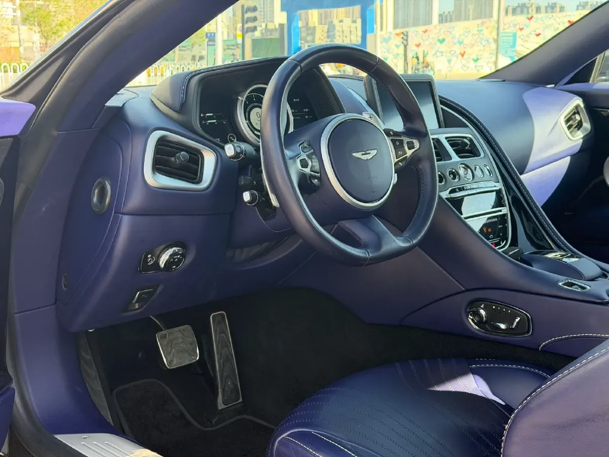 2019 Aston Martin DB11 4.0T 510HP V8 8AT,autocango,china used car exporter,china ev exporter,chinese used car exporter,chinese used ev exporter