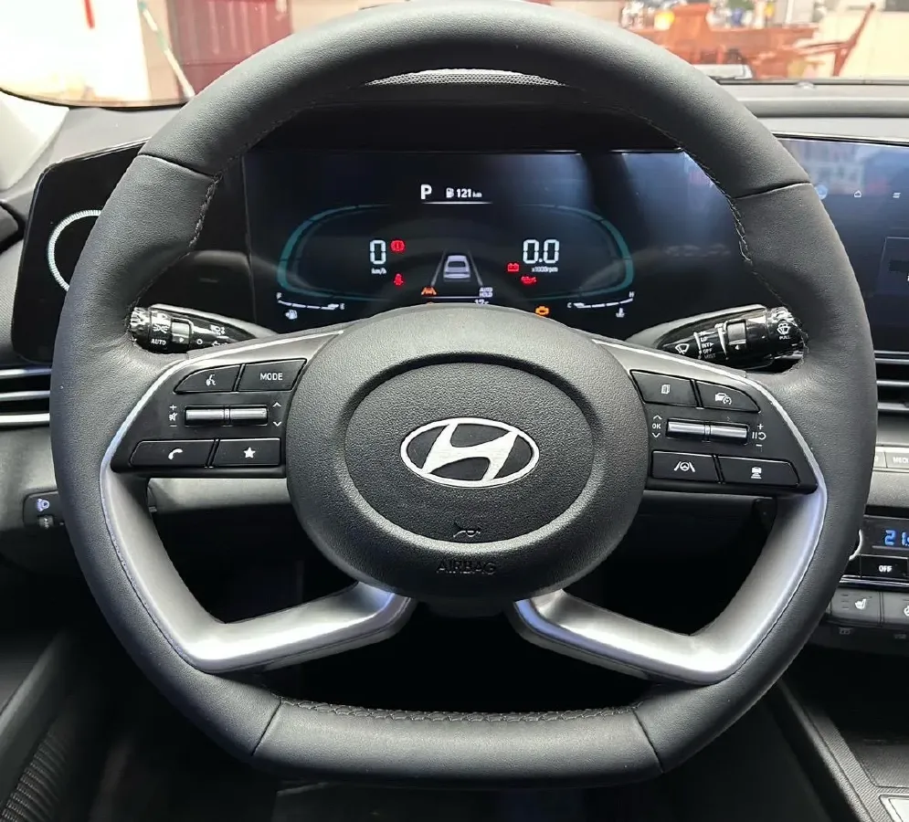 2023 Hyundai Elantra 1.5L 115HP L4 CVT,autocango,china used car exporter,china ev exporter,chinese used car exporter,chinese used ev exporter