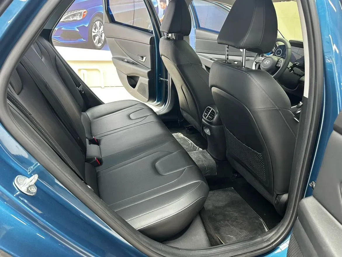 2023 Hyundai Elantra 1.5L 115HP L4 CVT,autocango,china used car exporter,china ev exporter,chinese used car exporter,chinese used ev exporter