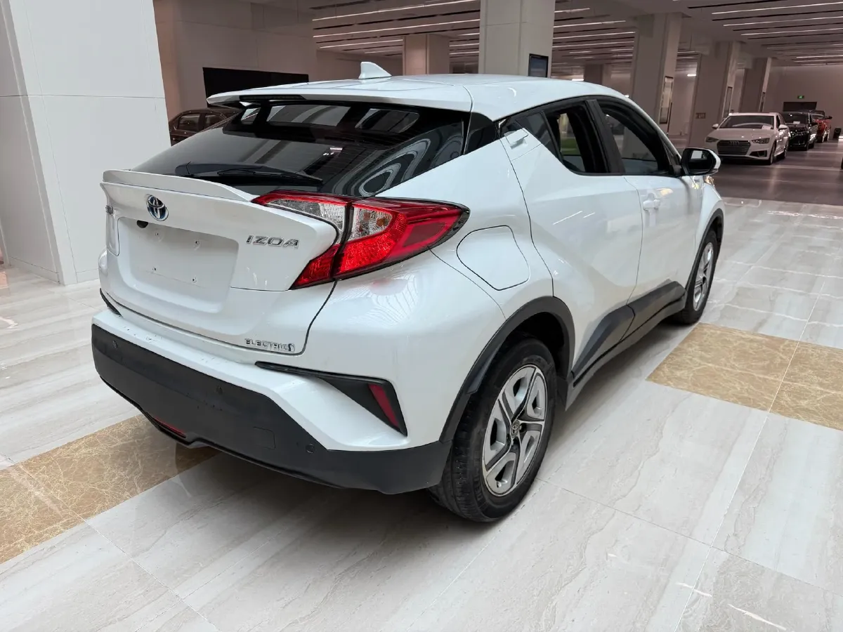 2020 Toyota Izoa E BEV 54.3KWH,autocango,china used car exporter,china ev exporter,chinese used car exporter,chinese used ev exporter