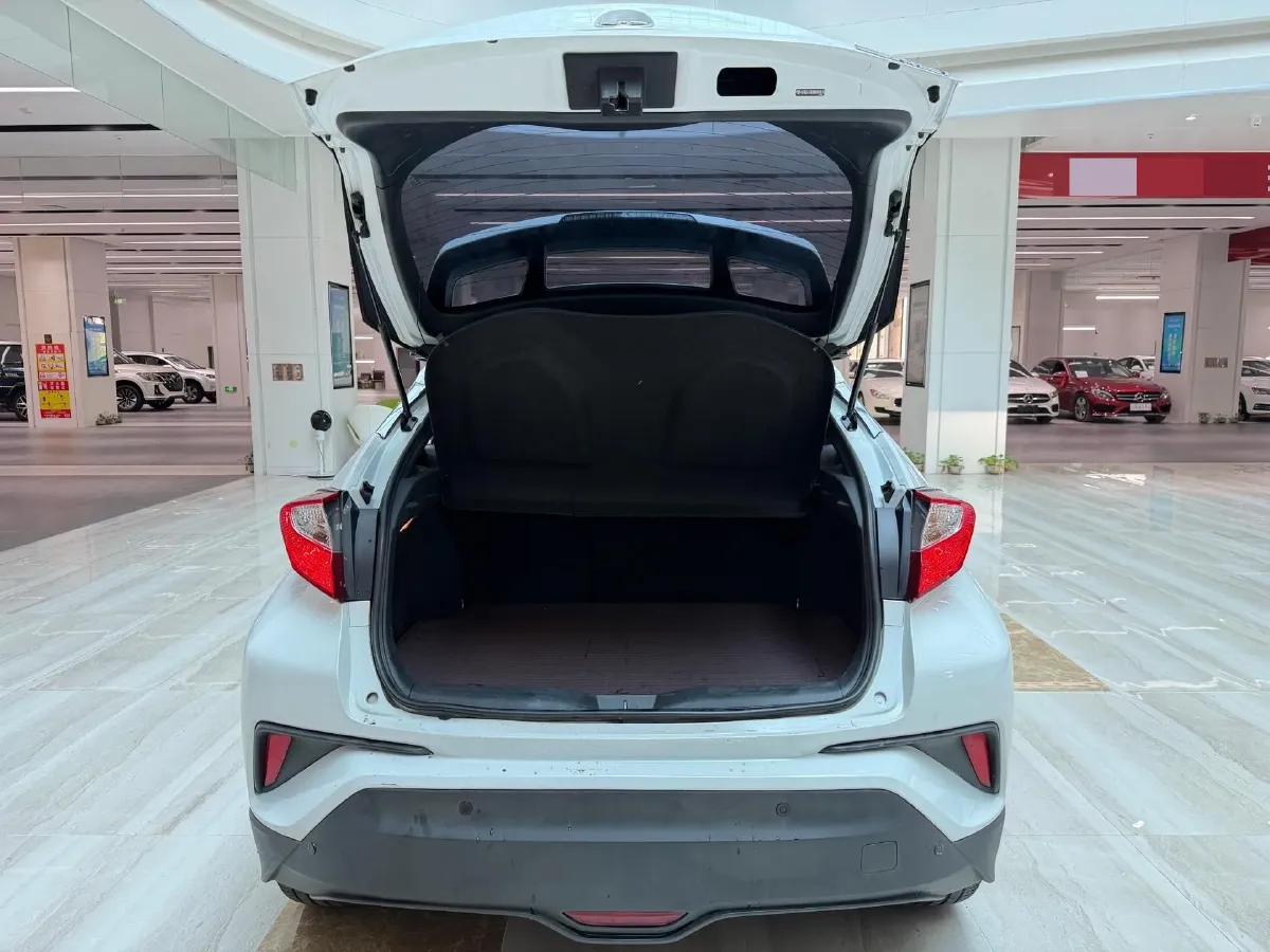 2020 Toyota Izoa E BEV 54.3KWH,autocango,china used car exporter,china ev exporter,chinese used car exporter,chinese used ev exporter