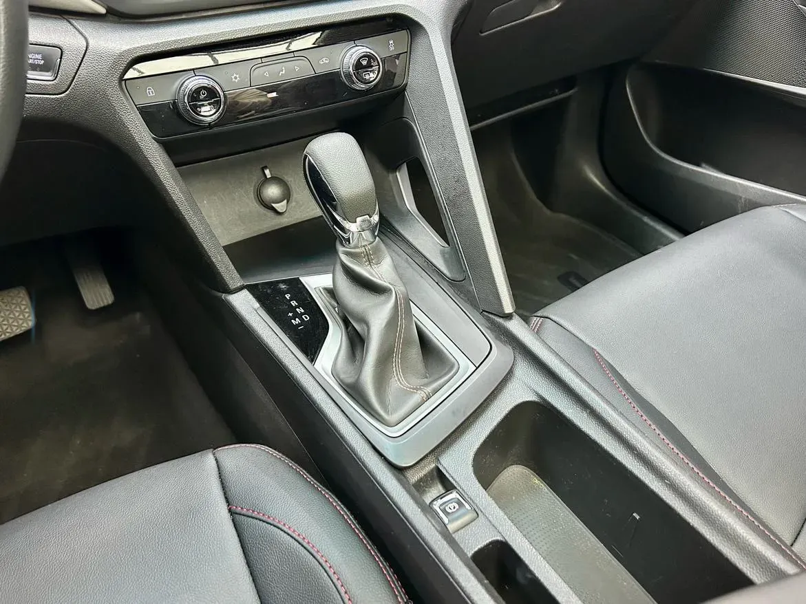 2020 Chevrolet Orlando 1.3T 163HP L3 6AT,autocango,china used car exporter,china ev exporter,chinese used car exporter,chinese used ev exporter