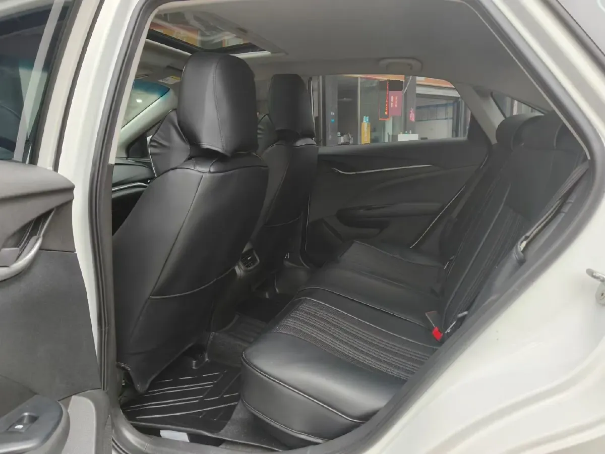 2021 Buick Excelle 1.5L 113HP L4 6AT,autocango,china used car exporter,china ev exporter,chinese used car exporter,chinese used ev exporter