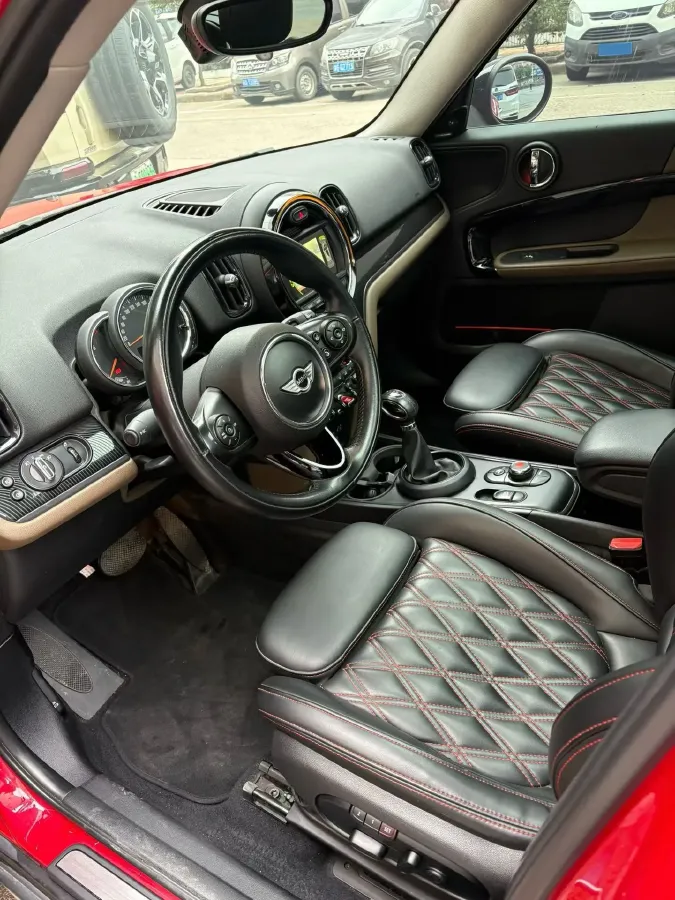 2017 MINI COUNTRYMAN 1.5T 136HP L3 8AT,autocango,china used car exporter,china ev exporter,chinese used car exporter,chinese used ev exporter