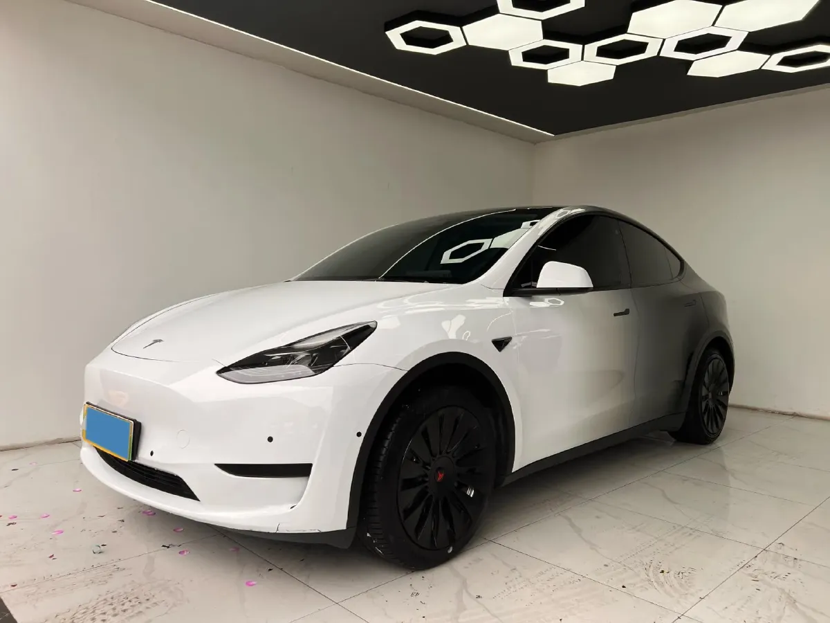 2022 Tesla Model Y BEV 60KWH,autocango,china used car exporter,china ev exporter,chinese used car exporter,chinese used ev exporter