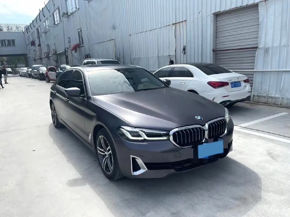 2021 BMW 5 Series 2.0T 252HP L4 8AT,autocango,china used car exporter,china ev exporter,chinese used car exporter,chinese used ev exporter