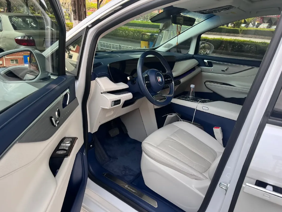 2024 Buick GL8 1.5T 180HP L4 2DHT PHEV 24.4KWH,autocango,china used car exporter,china ev exporter,chinese used car exporter,chinese used ev exporter