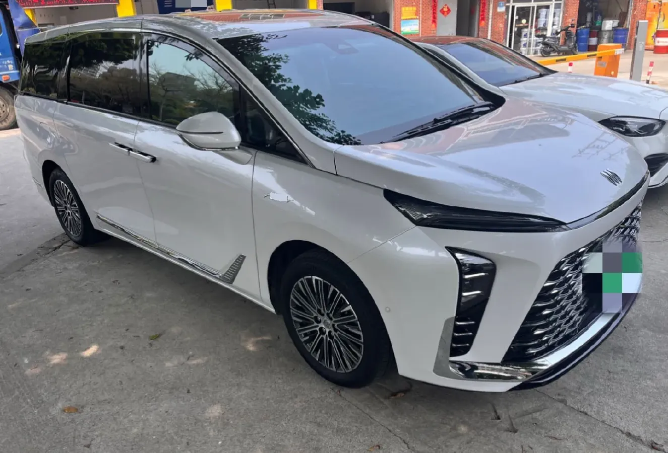 2024 Buick GL8 1.5T 180HP L4 2DHT PHEV 24.4KWH,autocango,china used car exporter,china ev exporter,chinese used car exporter,chinese used ev exporter